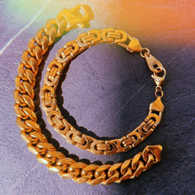 Load image into Gallery viewer, Gold Byzantine 8mm Large Link Bracelet
