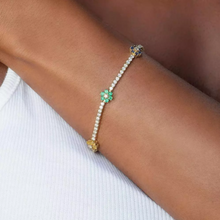 Load image into Gallery viewer, Daisy Tennis Bracelet